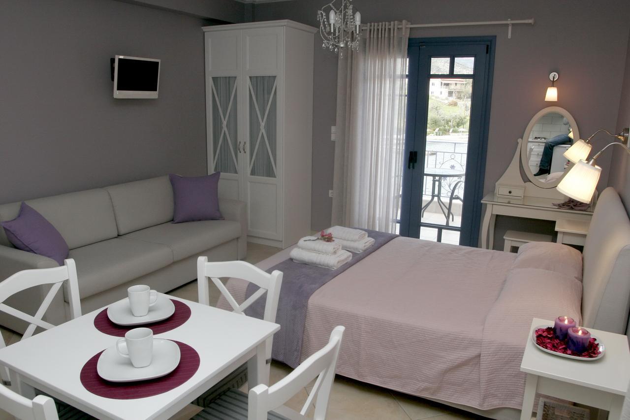 Boutique Hotel Iasmos Trizonía Dış mekan fotoğraf